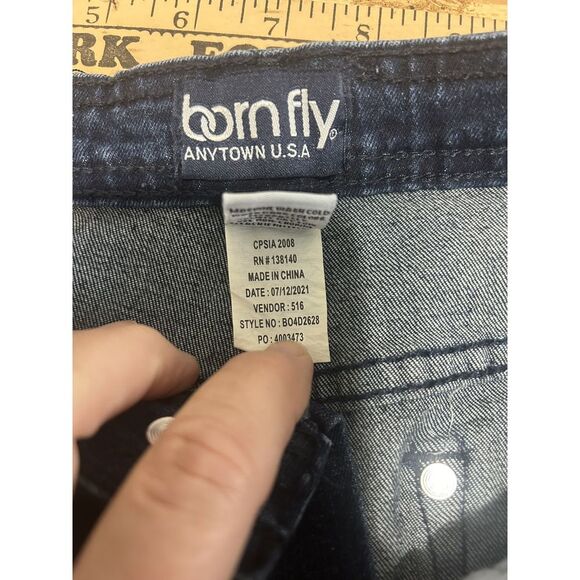 Born Fly Anytown USA Girls size 10 Distressed Jeans Paint - Picture 5 of 9